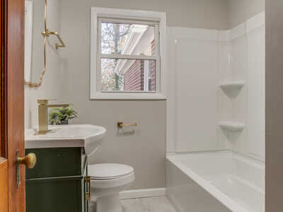 Woodland Ave photo 12
