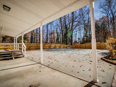 Woodland Ave photo 2