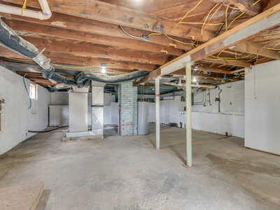GLEN AVE photo 9