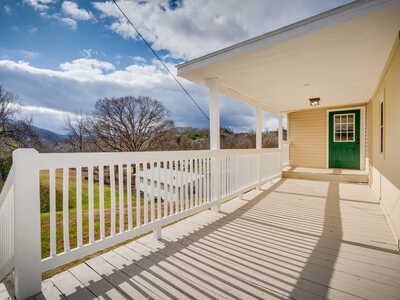 GLEN AVE photo 10